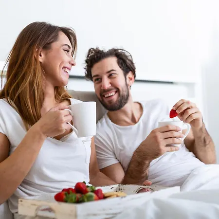Noir - Free Breakfast & Brunch Until 13-00 - Vicinissimi A Mirabilandia Otel