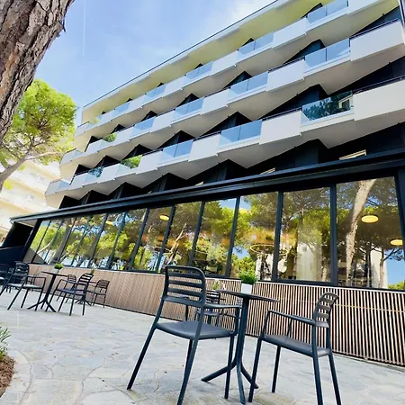 Noir - Free Breakfast & Brunch Until 13-00 - Vicinissimi A Mirabilandia Otel Milano Marittima