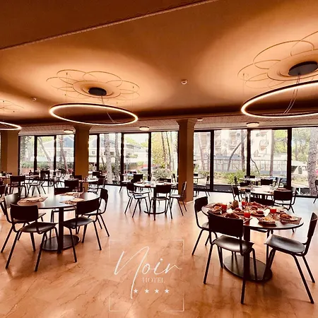 Otel Noir - Free Breakfast & Brunch Until 13-00 - Vicinissimi A Mirabilandia Milano Marittima